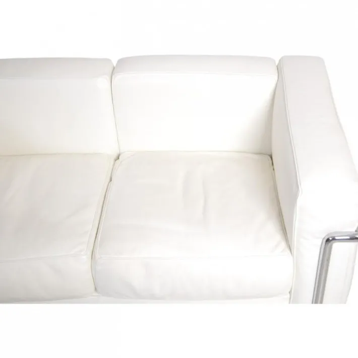 Pamono LC2 2-Seater Sofa in White Leather by Le Corbusier Outlet