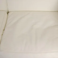 Pamono LC2 2-Seater Sofa in White Leather by Le Corbusier Online
