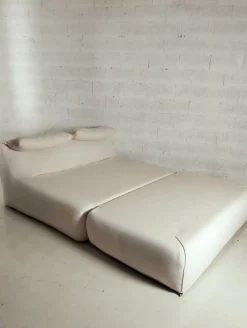 Pamono Le Bambole Bed by Mario Bellini for B&b Italia, 1970s Hot