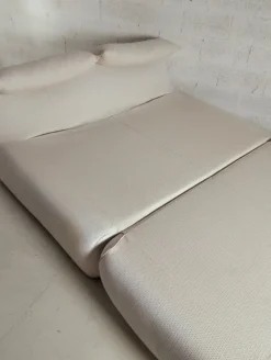 Pamono Le Bambole Bed by Mario Bellini for B&b Italia, 1970s Hot