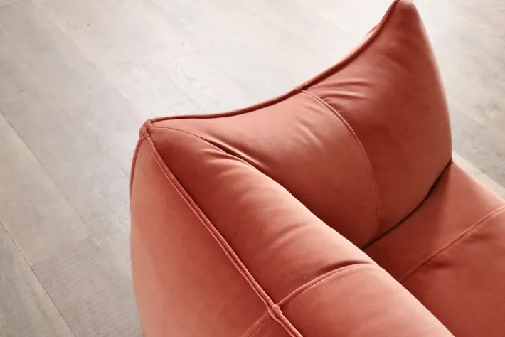 Pamono Le Bambole Sofa in Coral Velvet by Mario Bellini for B&B Italia, 1970s Clearance