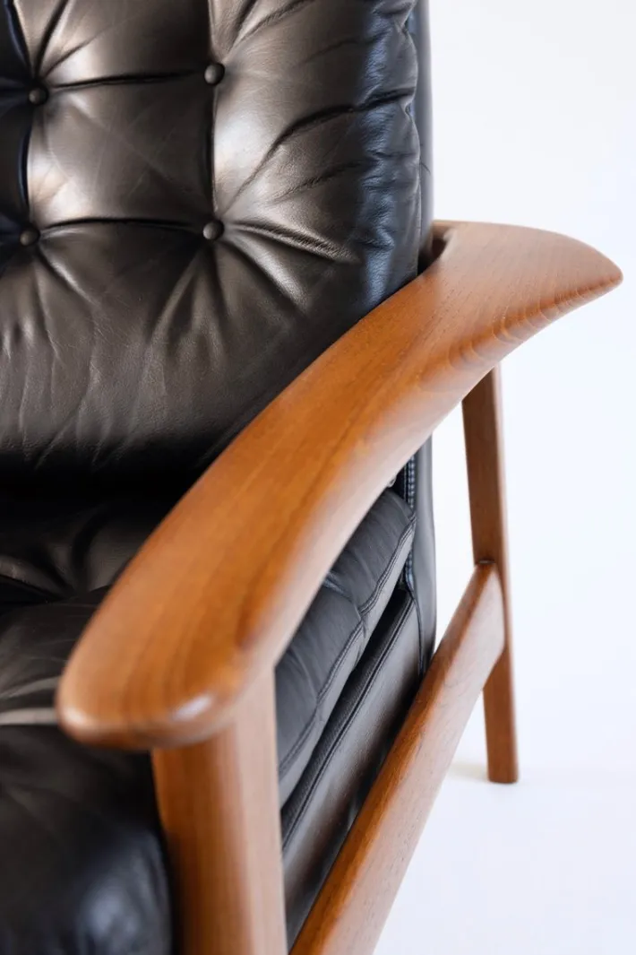 Pamono Leather Armchairs with Teak Frames, 1960s, Set of 2