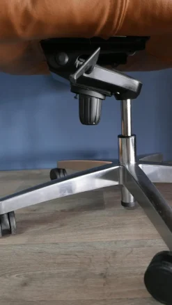 Pamono Leather Executive Chair by Otto Zapf for Topstar, Germany, 1980s Online