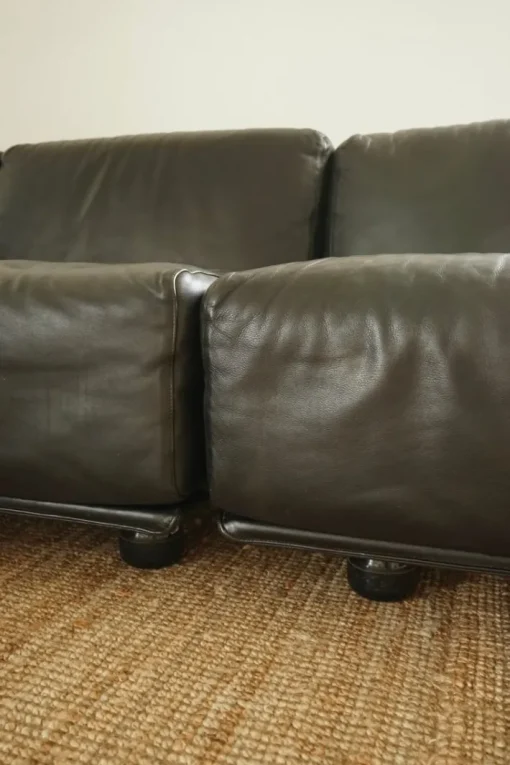 Pamono Leather Flandra Modular Sofa by Vico Magistretti for Cassina, Italy, 1970s, Set of 4 Sale