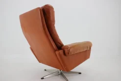 Pamono Leather Swivel Armchair from Niili Stopmobbler, Dermark, 1970s New