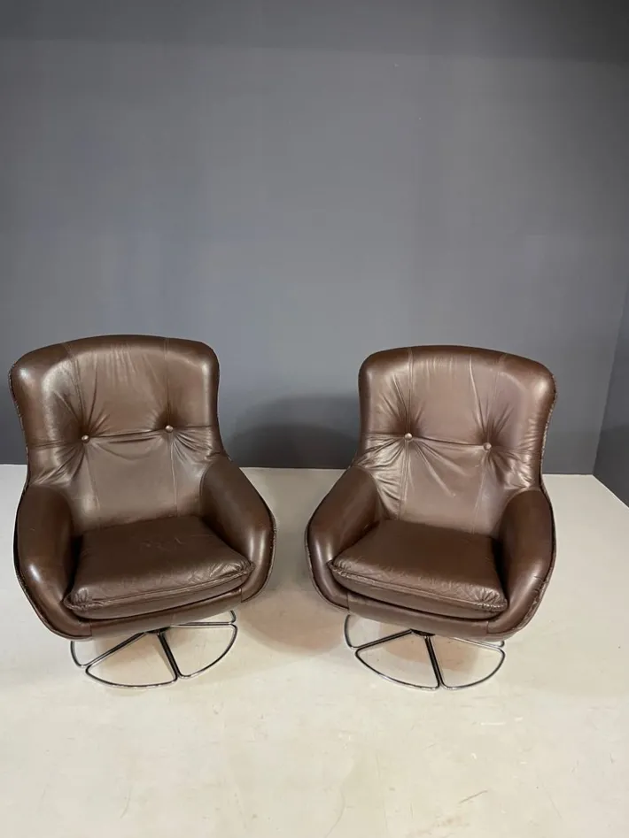 Pamono Leather Swivel Armchairs from PEEM, Finland, 1970s, Set of 2 Clearance