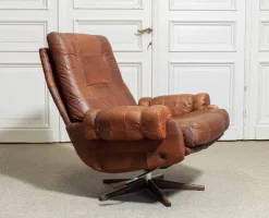 Pamono Leather Swivel Lounge Chair from OPE Möbler Jönköping, Sweden, 1960s Online