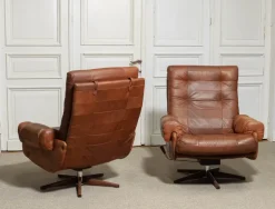 Pamono Leather Swivel Lounge Chairs attributed to Ope-Möbler Jönköping, Sweden, 1960s, Set of 2 Clearance