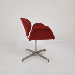 Pamono Little Tulip Armchair with Cross Base by Pierre Paulin for Artifort, 1970s Online