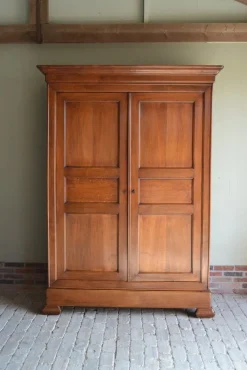 Pamono Louis Philippe Cabinet in Oak Outlet