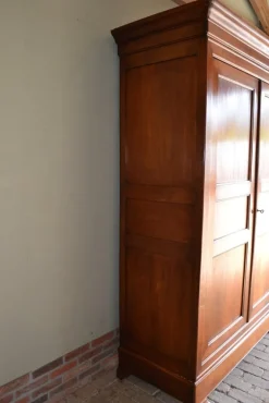 Pamono Louis Philippe Cabinet in Oak Outlet