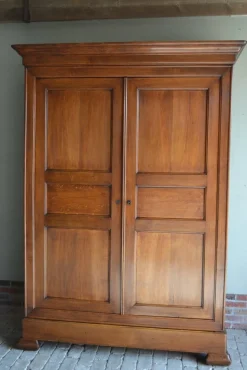 Pamono Louis Philippe Cabinet in Oak Outlet