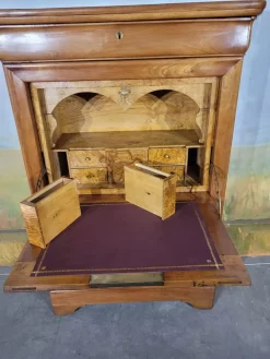 Pamono Louis Philippe Cherrywood Secretary New