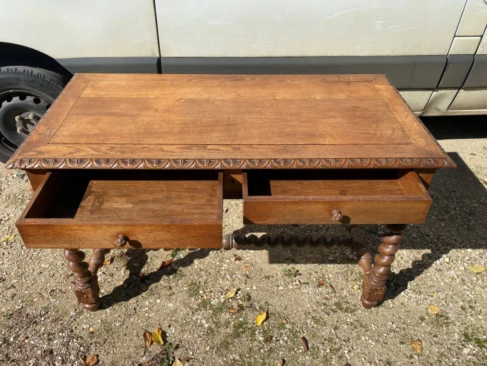 Pamono Louis XIII Style Oak 2-Drawer Desk with Twisted Legs Sale