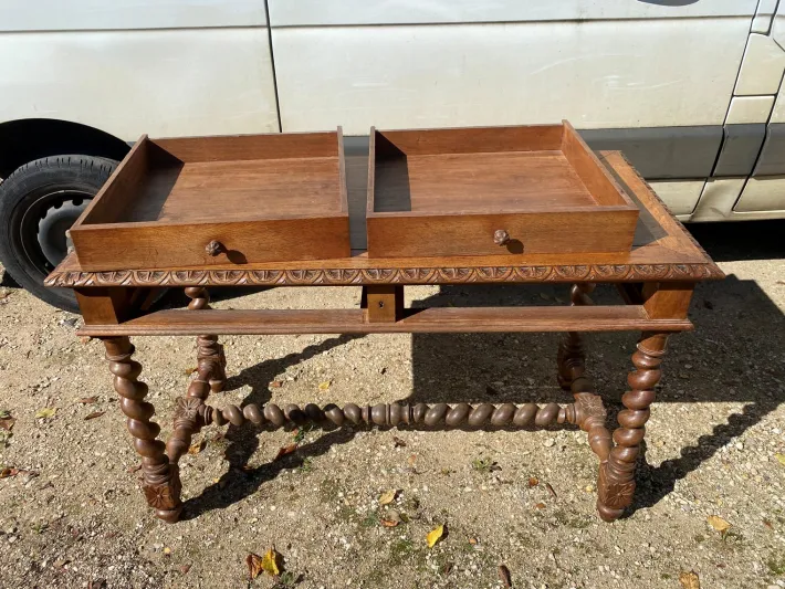 Pamono Louis XIII Style Oak 2-Drawer Desk with Twisted Legs Sale