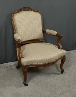 Pamono Louis XV Style Beechwood Armchair, Mid-19th Century Clearance