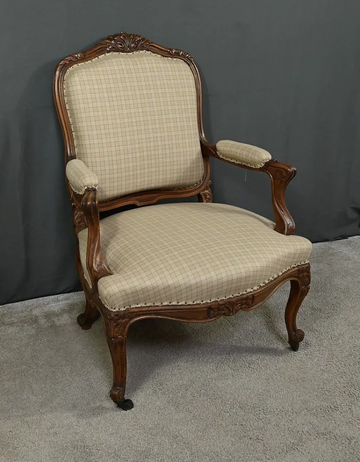 Pamono Louis XV Style Beechwood Armchair, Mid-19th Century Clearance