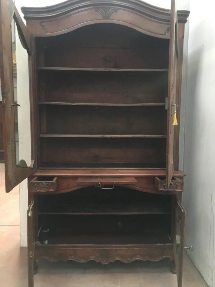 Pamono Louis XV Two-Body Buffet in Walnut, 1700s Discount