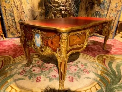 Pamono Louis XV Writing Desk attributed to Riesener & J.Oeben Best