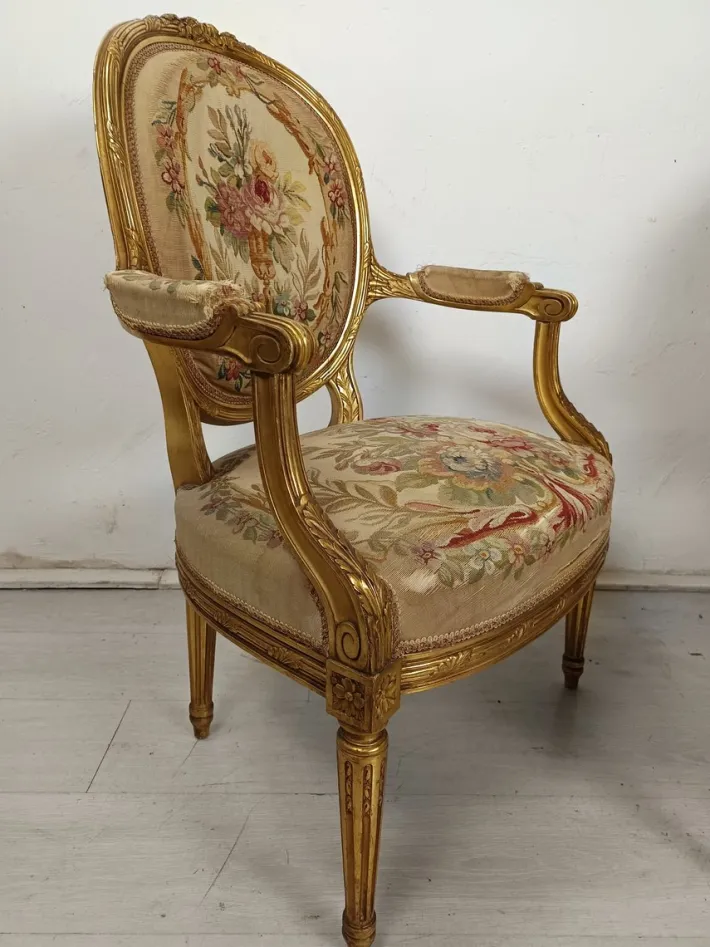 Pamono Louis XVI Gilded Wood Medallion Lounge Set, 1890s, Set of 5 Hot