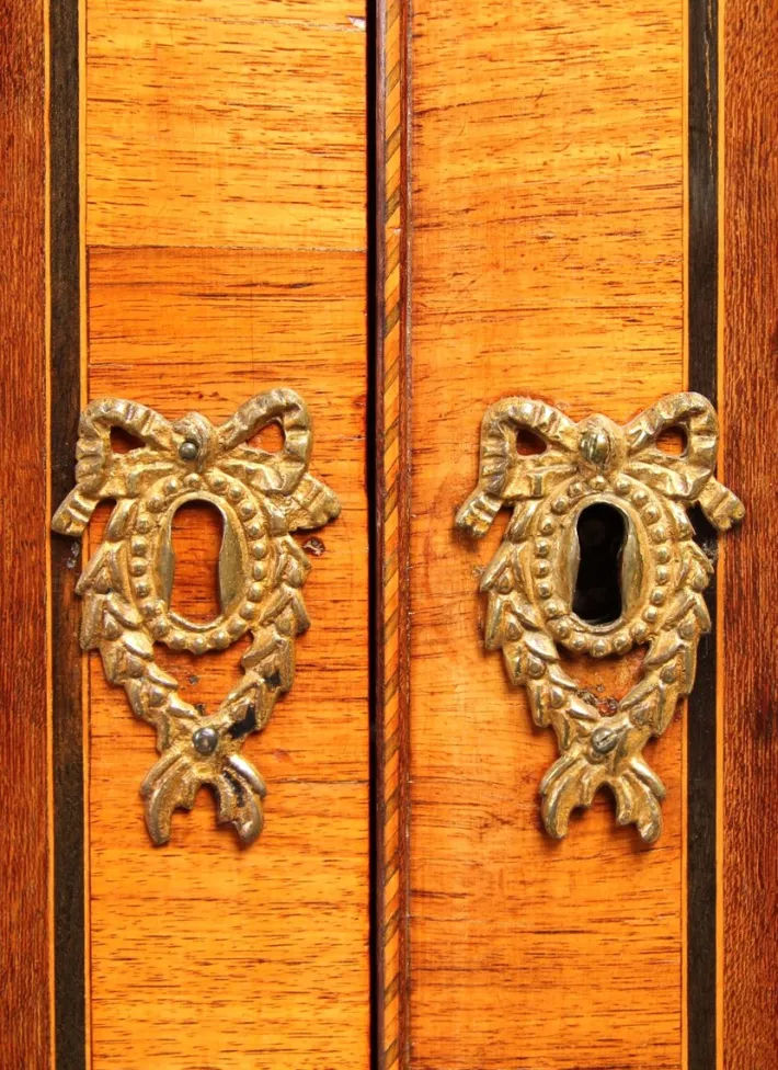 Pamono Louis XvI Secretary with Marquetry, 1790s Outlet