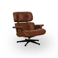 Pamono Lounge Chair in Leather by Charles & Ray Eames for Herman Miller Sale