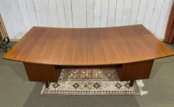 Pamono Mahogany Executive Desk, 1960s Outlet