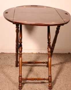Pamono Mahogany Servant with Butler Tray, 19th Century Online