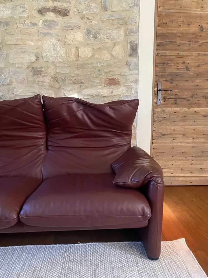 Pamono Maralunga Sofa and Armchairs in Burgundy Leather by Vico Magistretti for Cassina, 2000s, Set of 3 Clearance