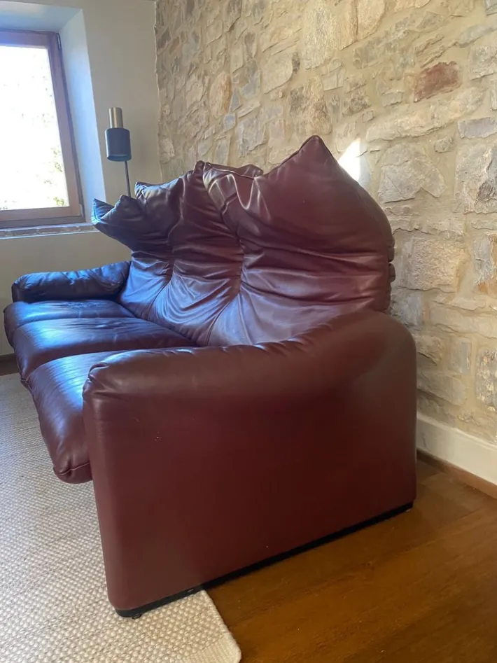 Pamono Maralunga Sofa and Armchairs in Burgundy Leather by Vico Magistretti for Cassina, 2000s, Set of 3 Clearance