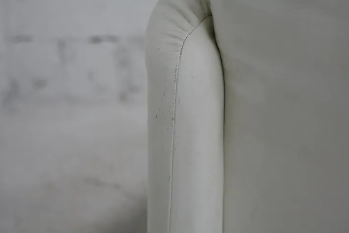 Pamono Maralunga Sofa in White Leather by Vico Magistretti for Cassina, Italy, 1970s New