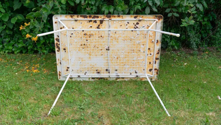 Pamono Metal Garden Table with Newspaper Shelf, 1950s Sale