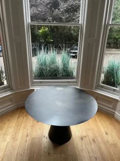 Pamono Metal Round Dining Table by AM.PM, 2010s Online