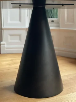 Pamono Metal Round Dining Table by AM.PM, 2010s Online