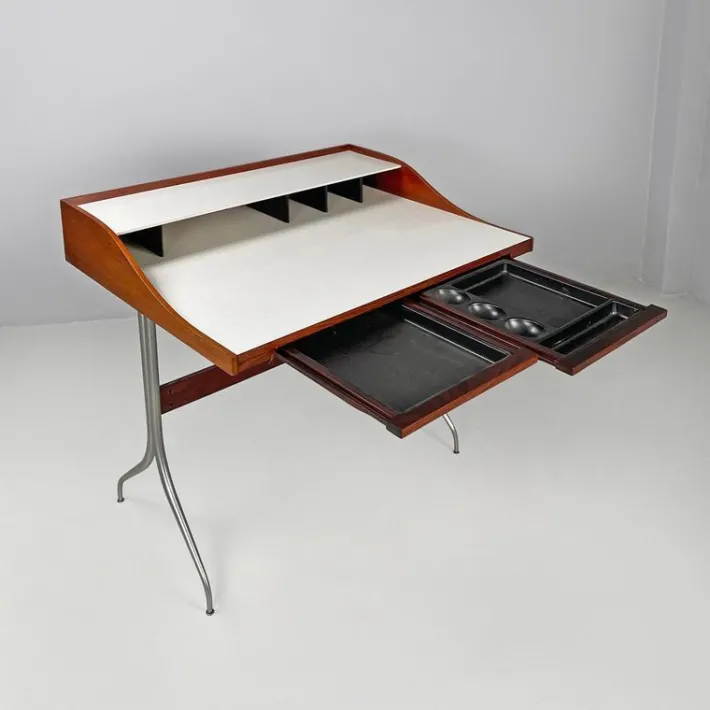 Pamono Mid-Century American Modern Wood & Laminate Desk attributed to George Nelson for Herman Miller, 1960s Hot
