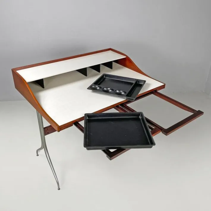 Pamono Mid-Century American Modern Wood & Laminate Desk attributed to George Nelson for Herman Miller, 1960s Hot