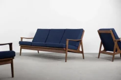 Pamono Mid-Century Australian Modern Teak Sofa & Armchairs by Parker Furniture, 1950s, Set of 3