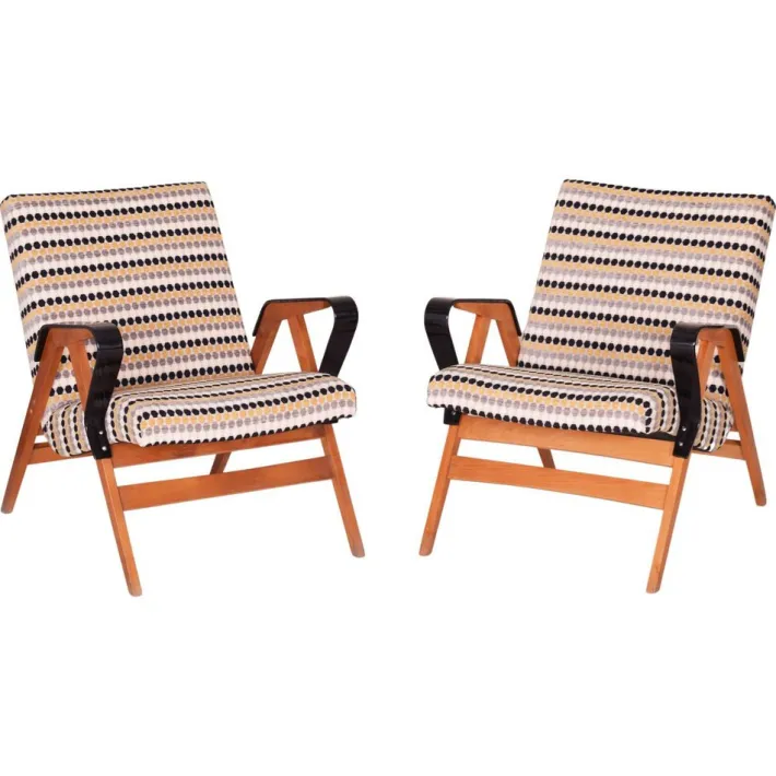 Pamono Mid-Century Czech Armchairs from Tatra Pravenec, 1950s, Set of 2 Hot