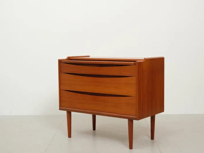 Pamono Mid-Century Danish Dressing Table in Teak, 1960 Hot