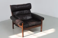 Pamono Mid-Century Danish Leather Lounge Chair in the style of Norell, 1960s Best