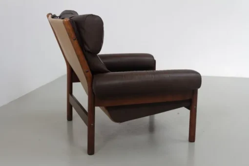 Pamono Mid-Century Danish Leather Lounge Chair in the style of Norell, 1960s Best