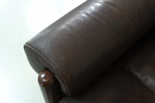 Pamono Mid-Century Danish Leather Lounge Chair in the style of Norell, 1960s Best
