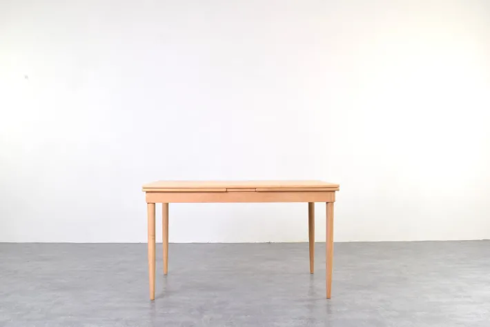 Pamono Mid-Century Danish Oak Extendable Dining Table, 1960s