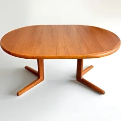 Pamono Mid-Century Danish Round and Oval Extendable Dining Table in Teak, 1960s Best