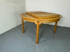 Pamono Mid-Century Danish Round Extendable Oak Dining Table by Borge Mogensen for Karl Andersson & Söner, 1950s Discount