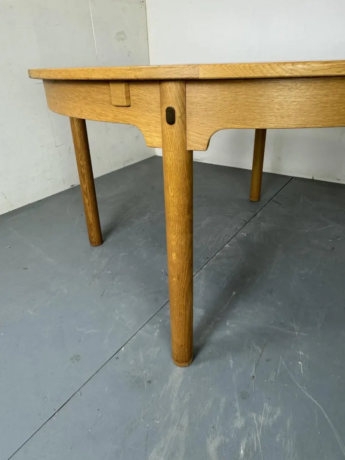 Pamono Mid-Century Danish Round Extendable Oak Dining Table by Borge Mogensen for Karl Andersson & Söner, 1950s Discount