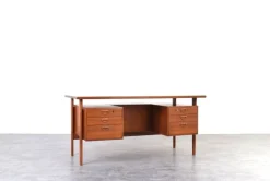 Pamono Mid-Century Danish Teak Executive Desk by Kai Kristiansen for FM Møbler, 1960s Sale