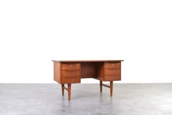 Pamono Mid-Century Danish Teak Executive Desk, 1960s Hot