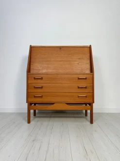Pamono Mid-Century Danish Teak Secretary from Dyrlund, 1960s Outlet