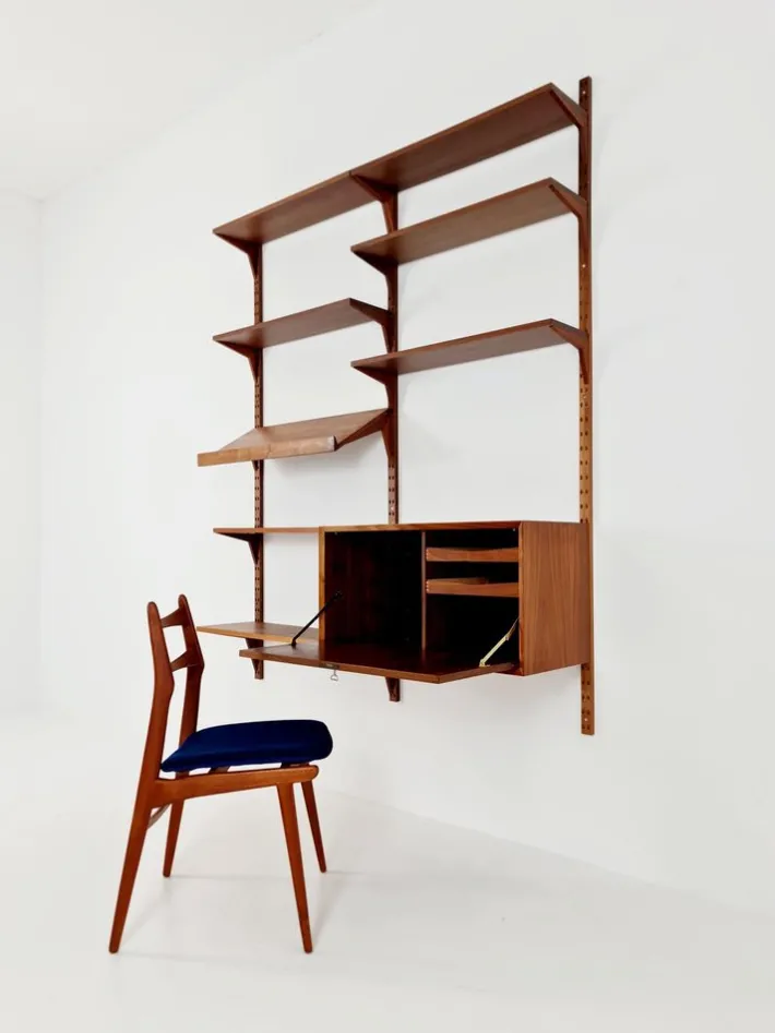 Pamono Mid-Century Danish Walnut Wall Unit with Bar Cabinet by Poul Cadovius for Royal, Denmark, 1960s